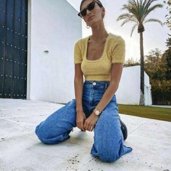 Zara Fuzzy Yellow Cropped Sweater Size Large NWT Scoop Neck Spring Faux Mohair - Picture 2 of 13